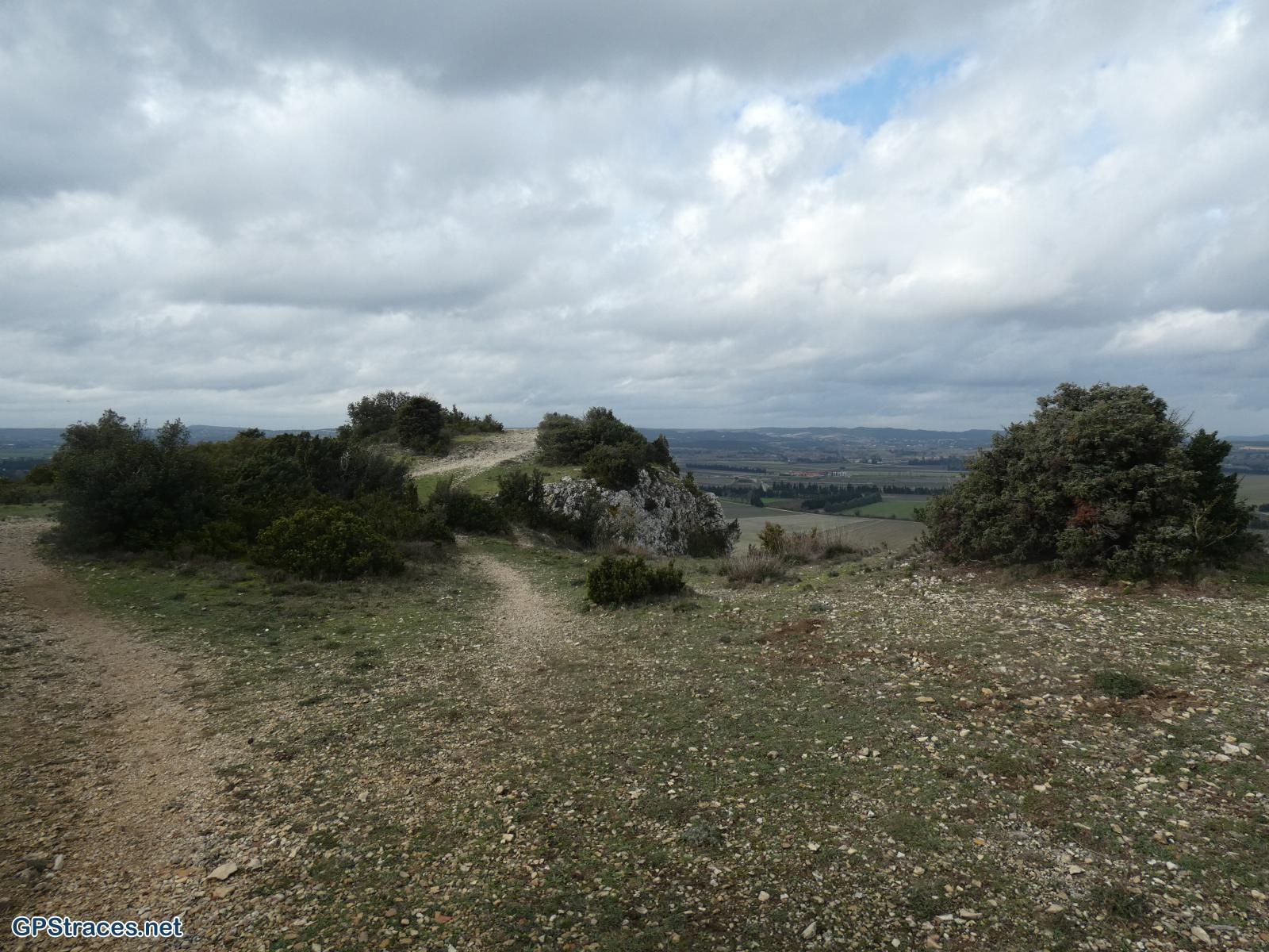 Gard-Villeneuve - Falaise de Pujau - Château Pointu - Les Perrières–0