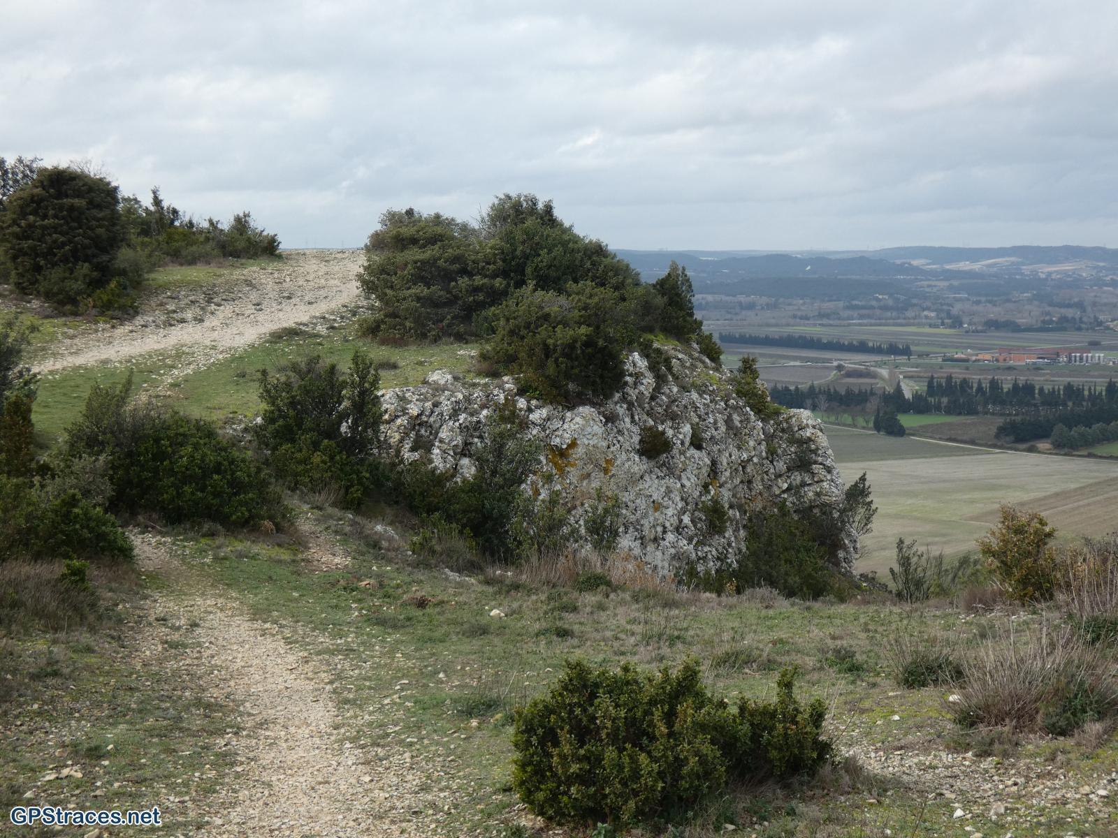 Gard-Villeneuve - Falaise de Pujau - Château Pointu - Les Perrières–1