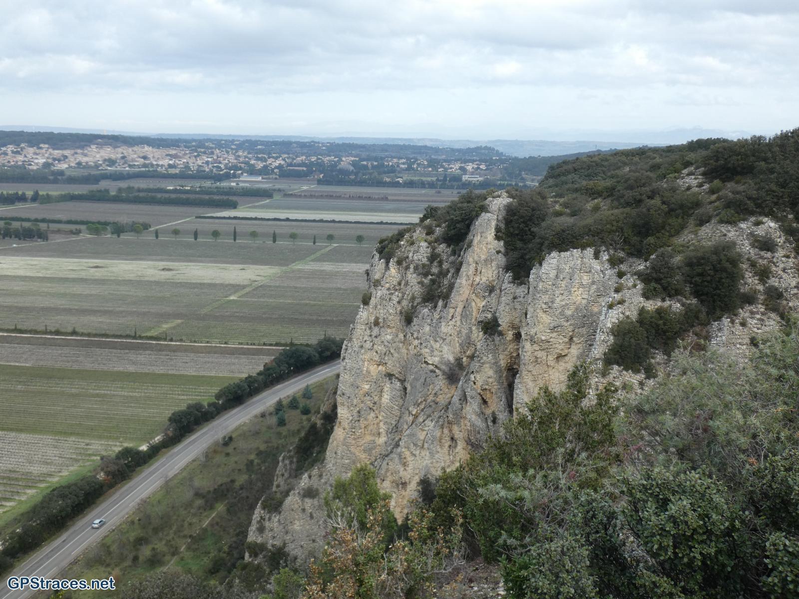 Gard-Villeneuve - Falaise de Pujau - Château Pointu - Les Perrières–2