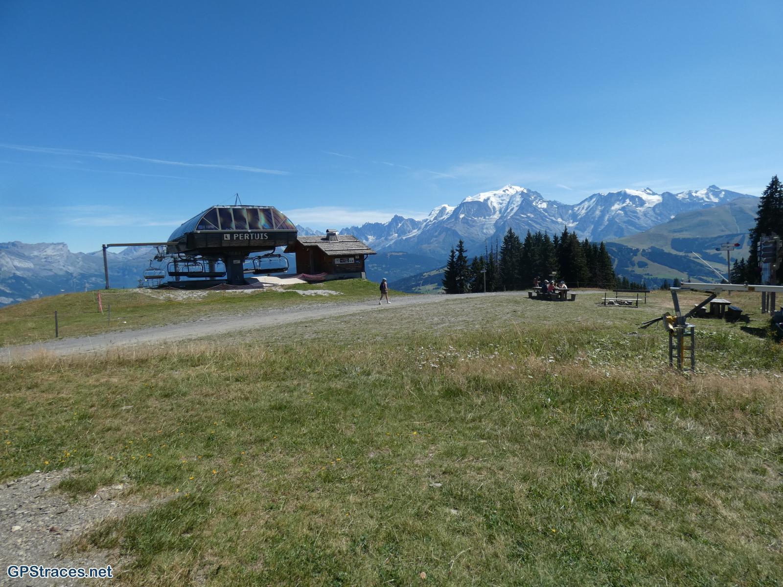 Haute Savoie-Le sommet des Salles par Combloux–2