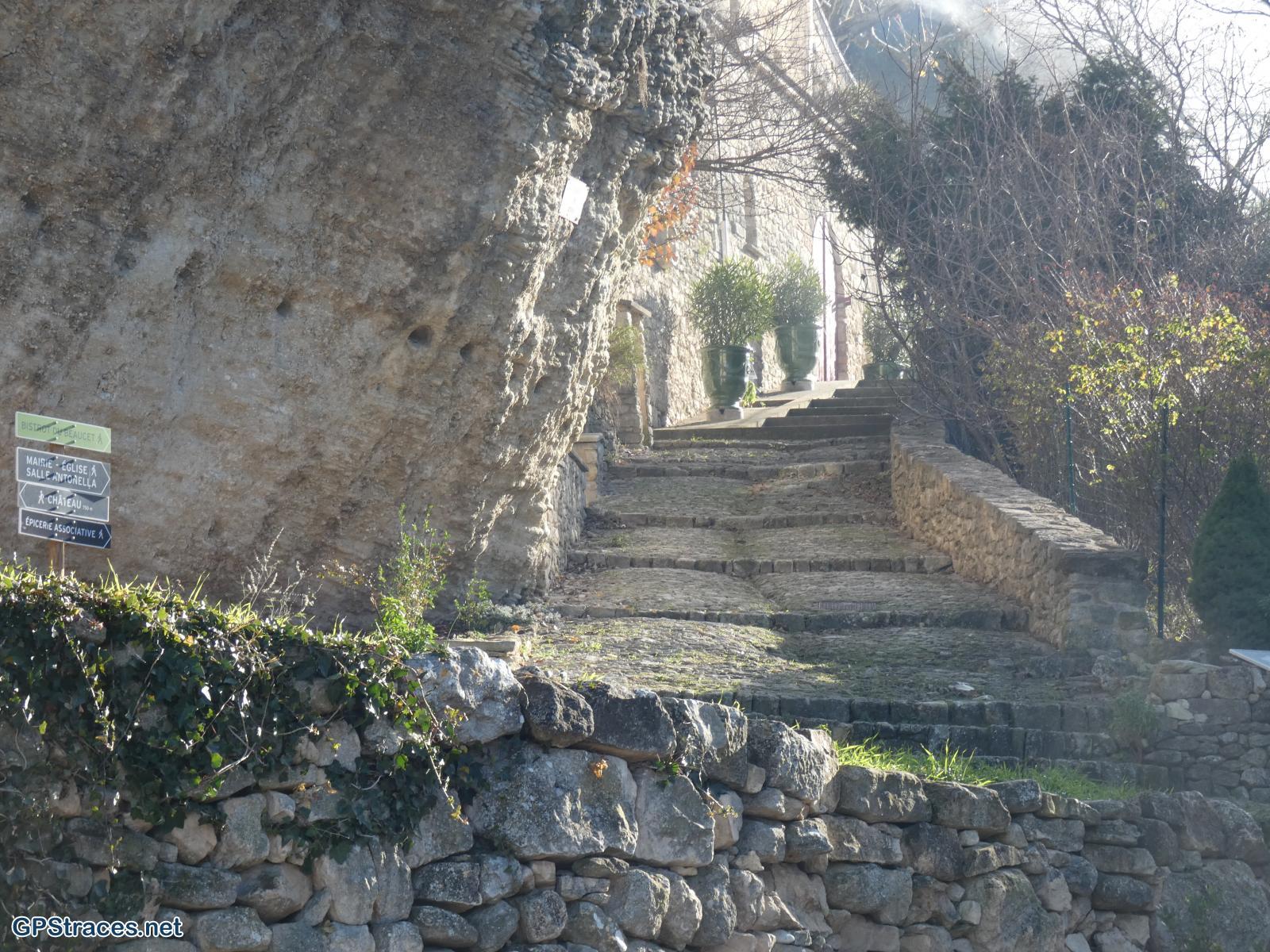Vaucluse-Le Beaucet - La Fontaine du Rupt–1