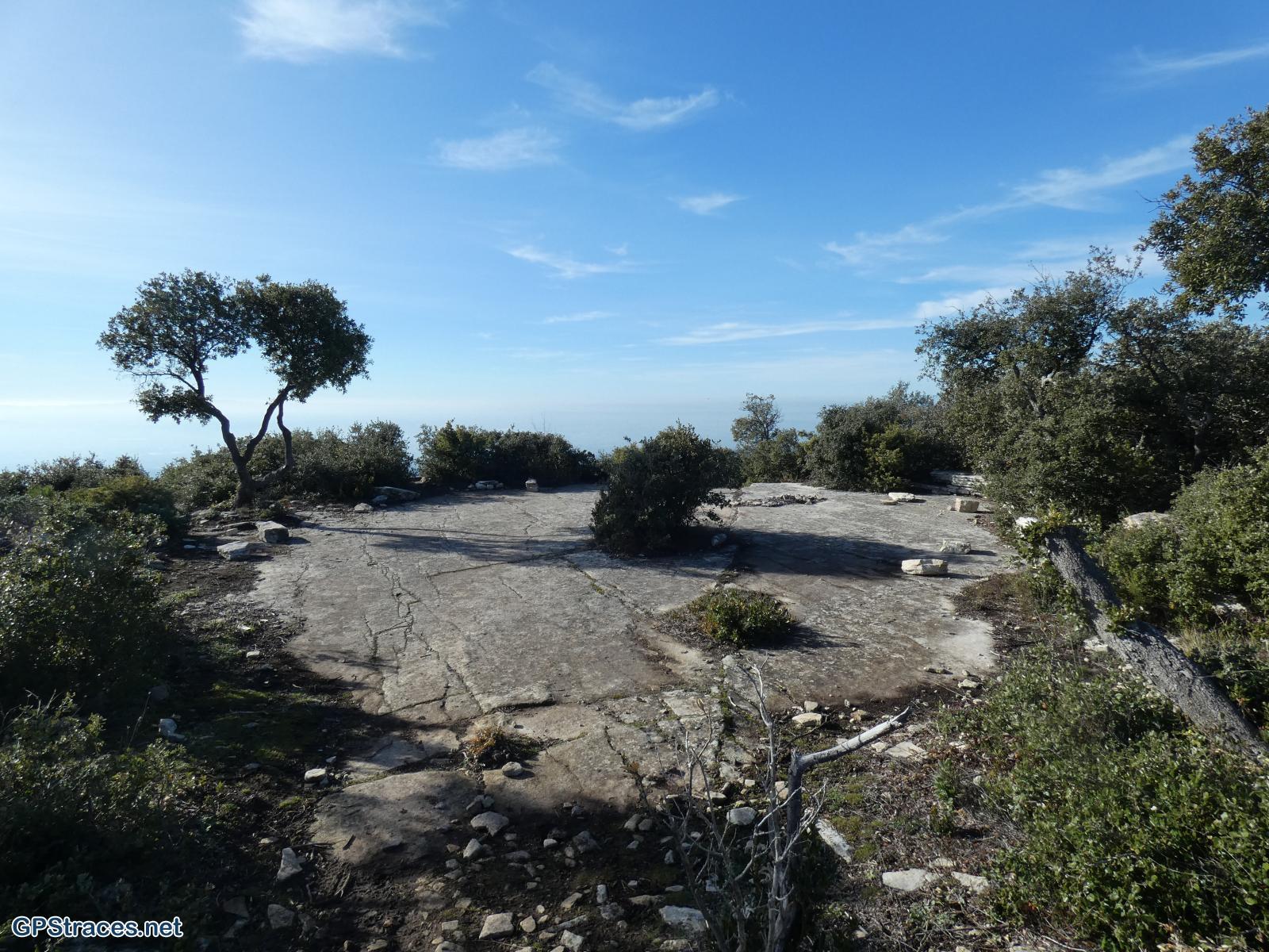 Vaucluse-Le Beaucet - La Fontaine du Rupt–9
