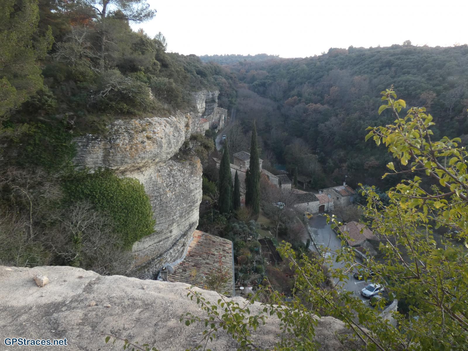 Vaucluse-Le Beaucet - La Fontaine du Rupt–25