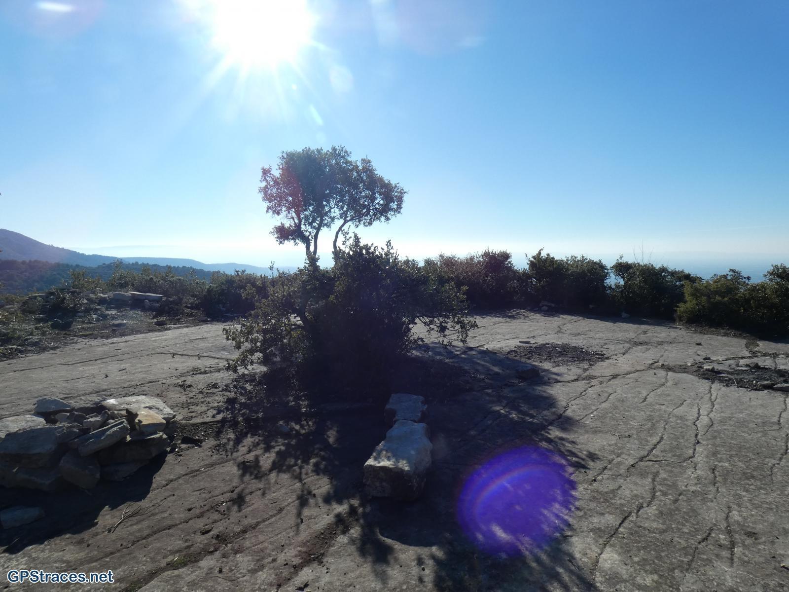 Vaucluse-Le Beaucet - Les trois Luisants–7