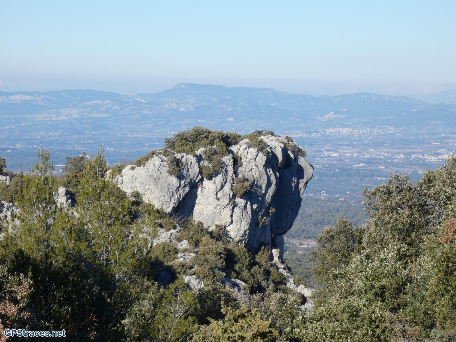 Vaucluse-Le Beaucet - Les trois Luisants–12