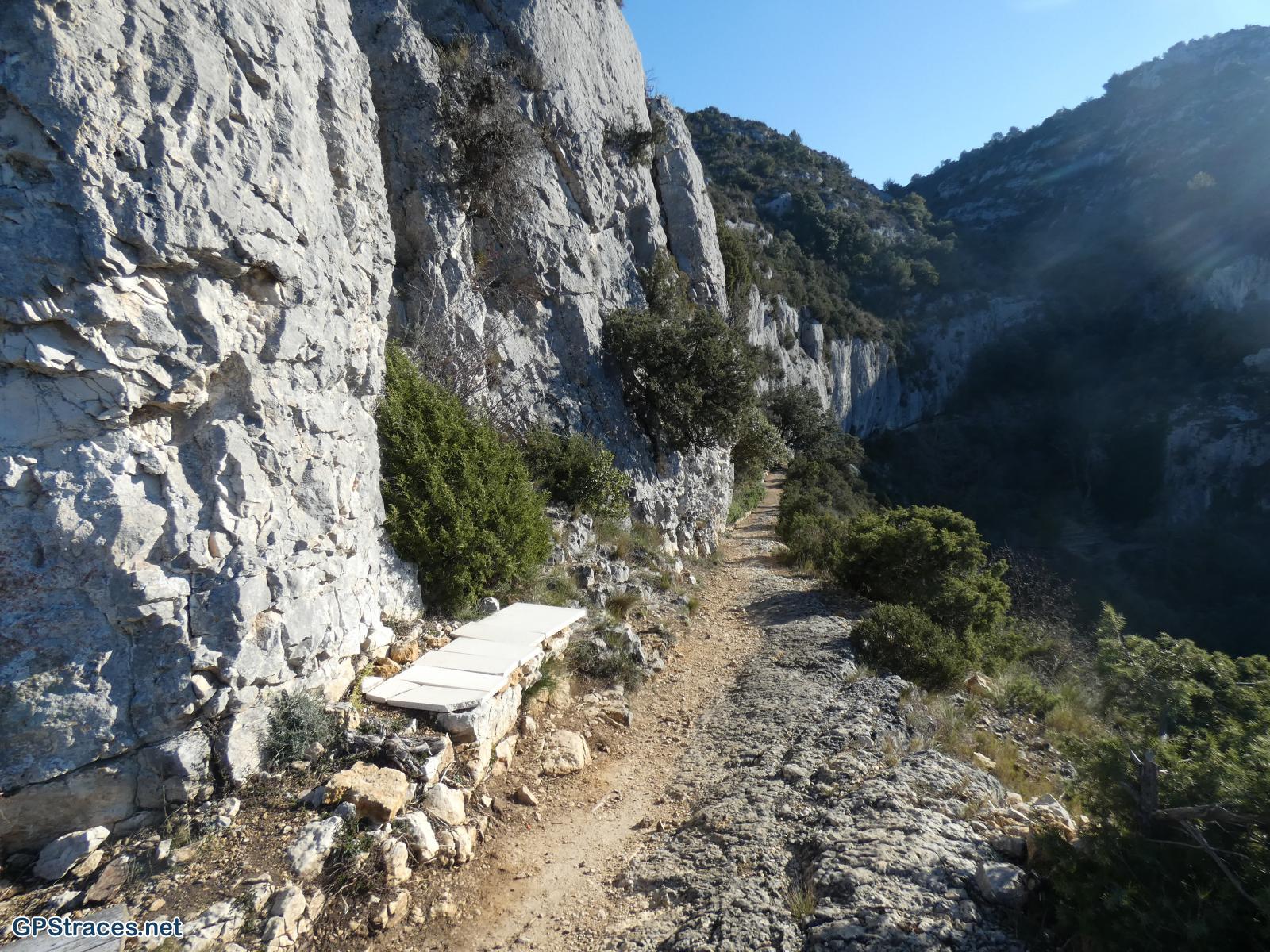 Vaucluse-Le Beaucet - Les trois Luisants–15
