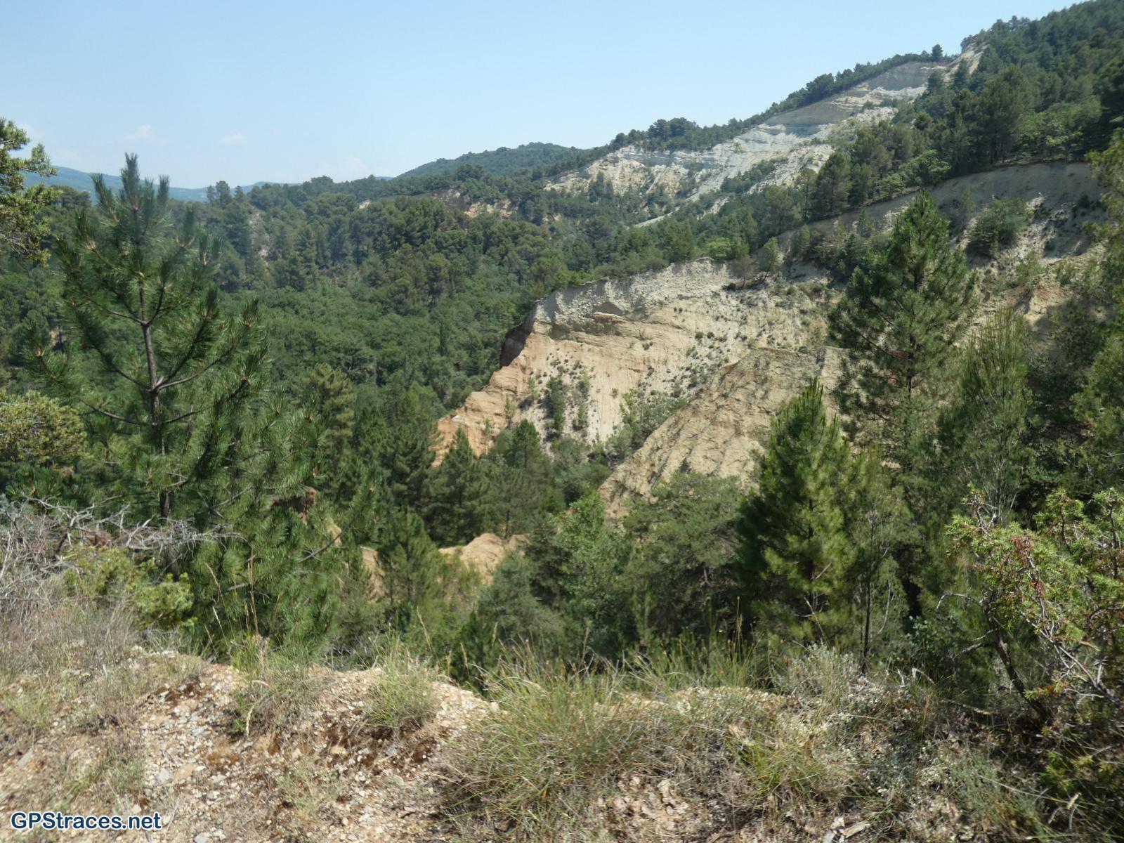 Vaucluse-Le Colorado Provençal en boucle–12
