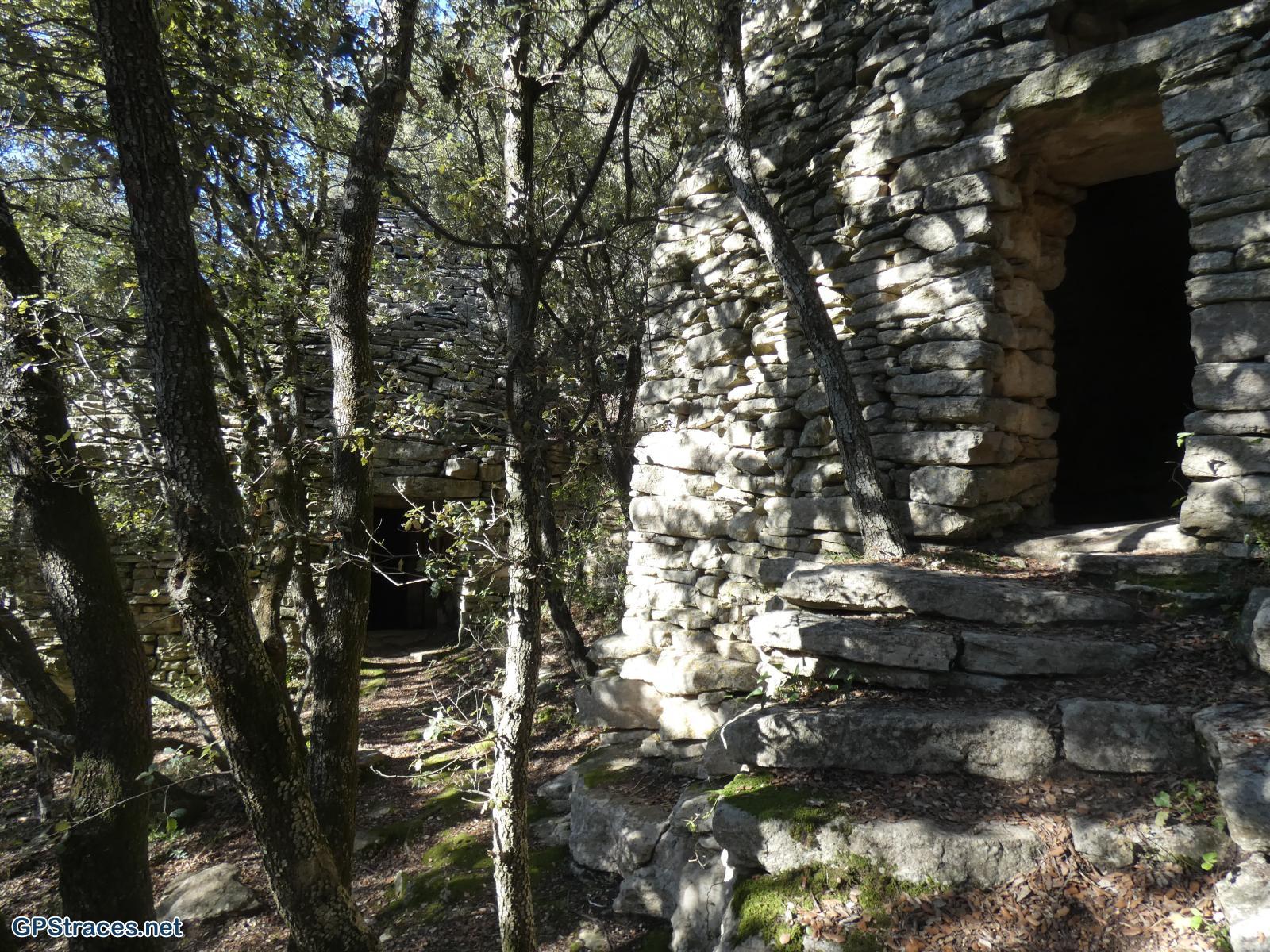 Vaucluse-Fontaine de Vaucluse - Gouffre de Valescure–20