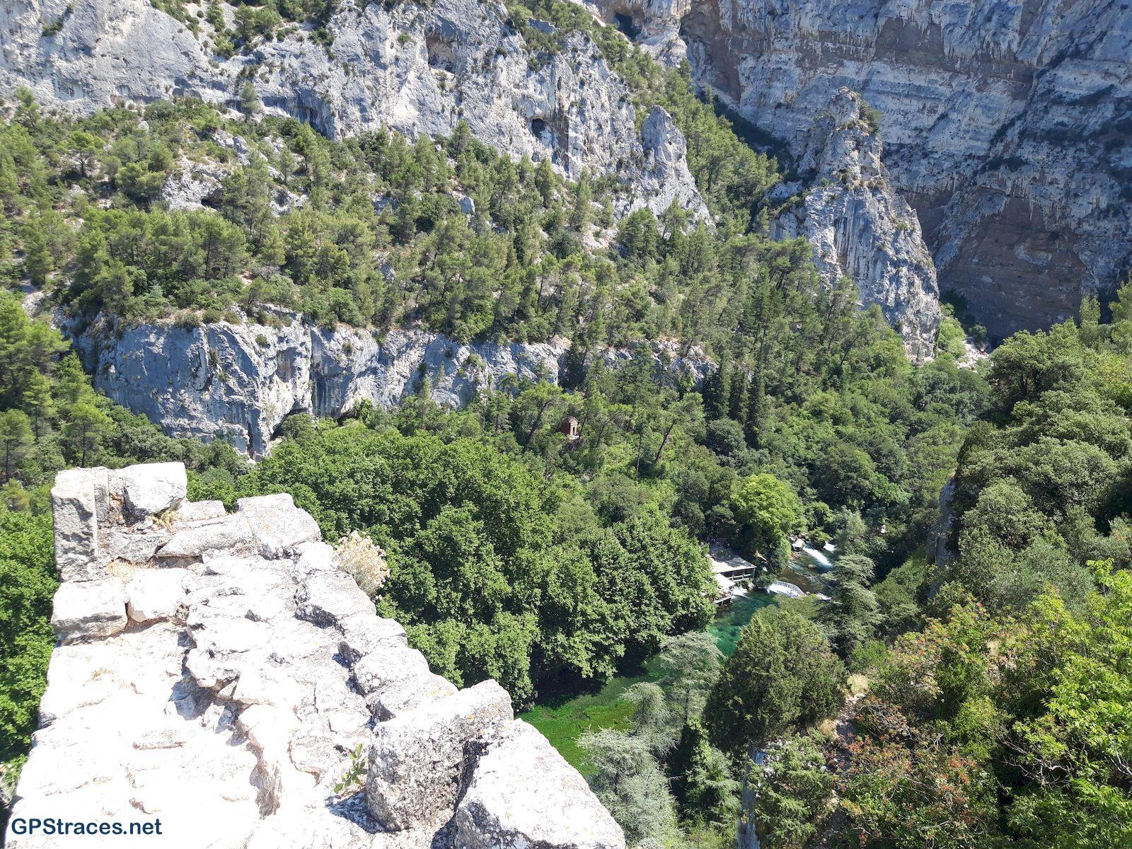 Vaucluse-Fontaine de Vaucluse–2