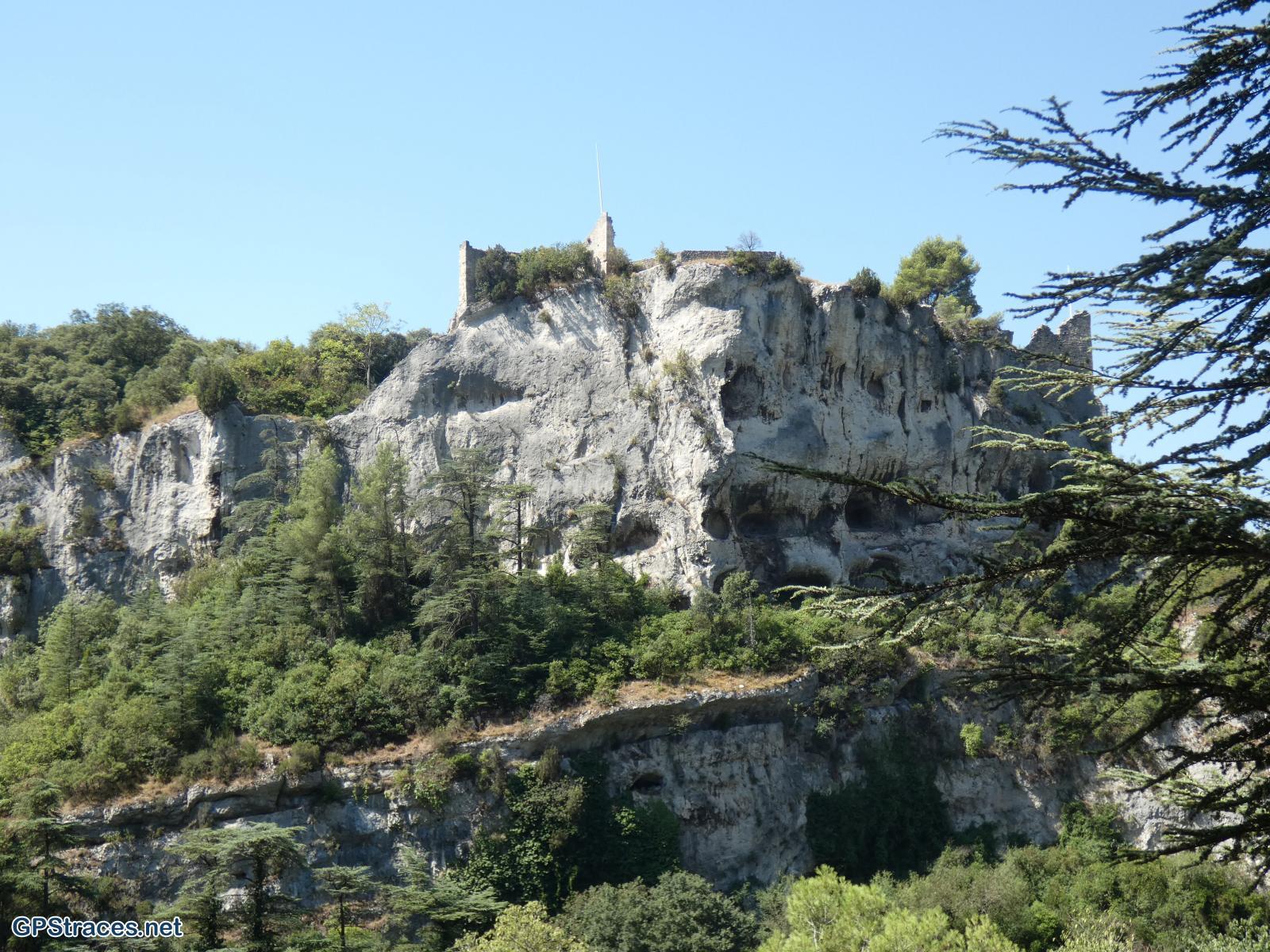 Le château Pétrarque