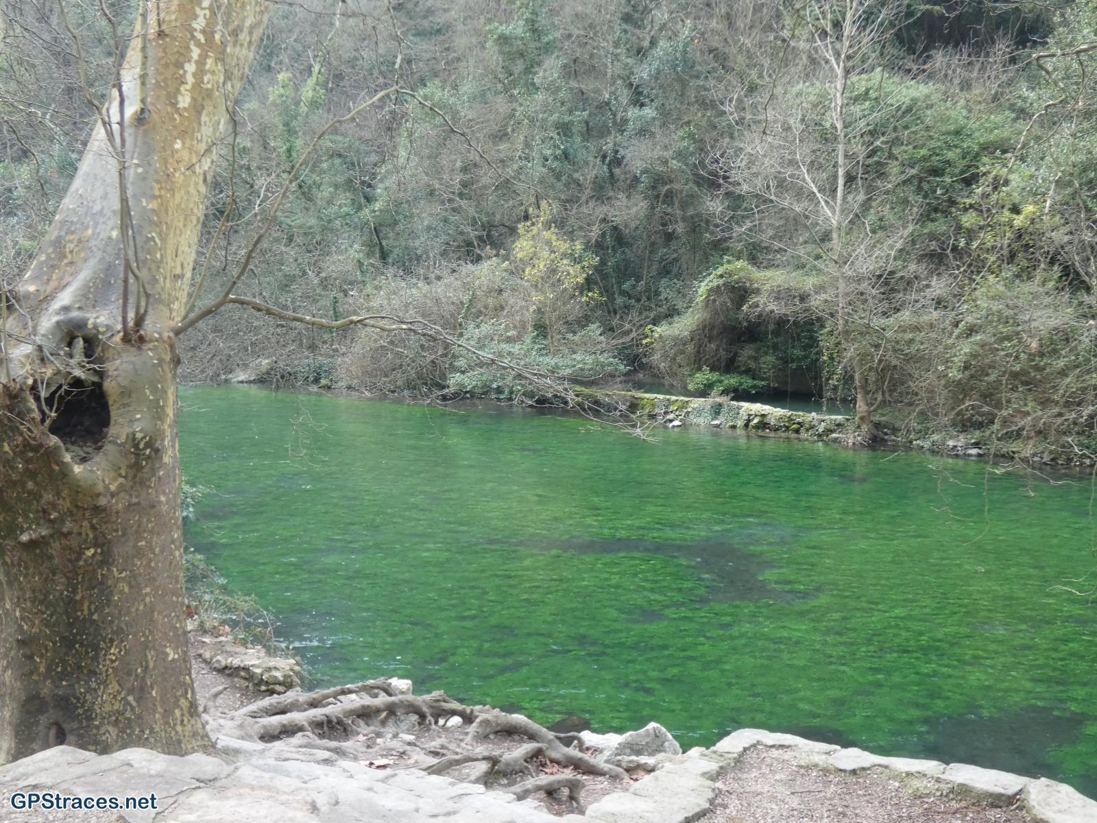 Vaucluse-Fontaine de Vaucluse - Valescure–1