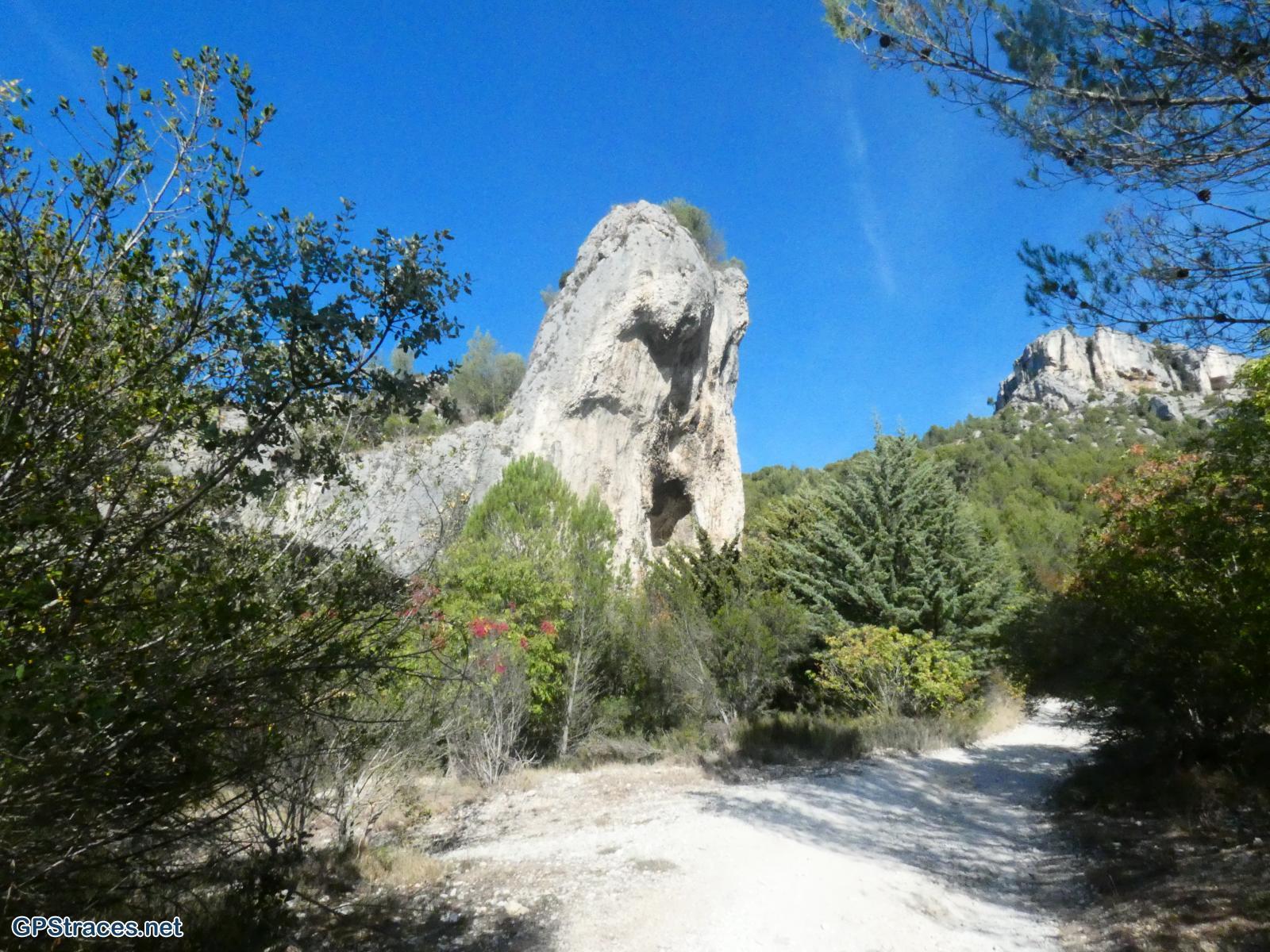 Vaucluse-Lagnes - Fontaine de Vaucluse–9