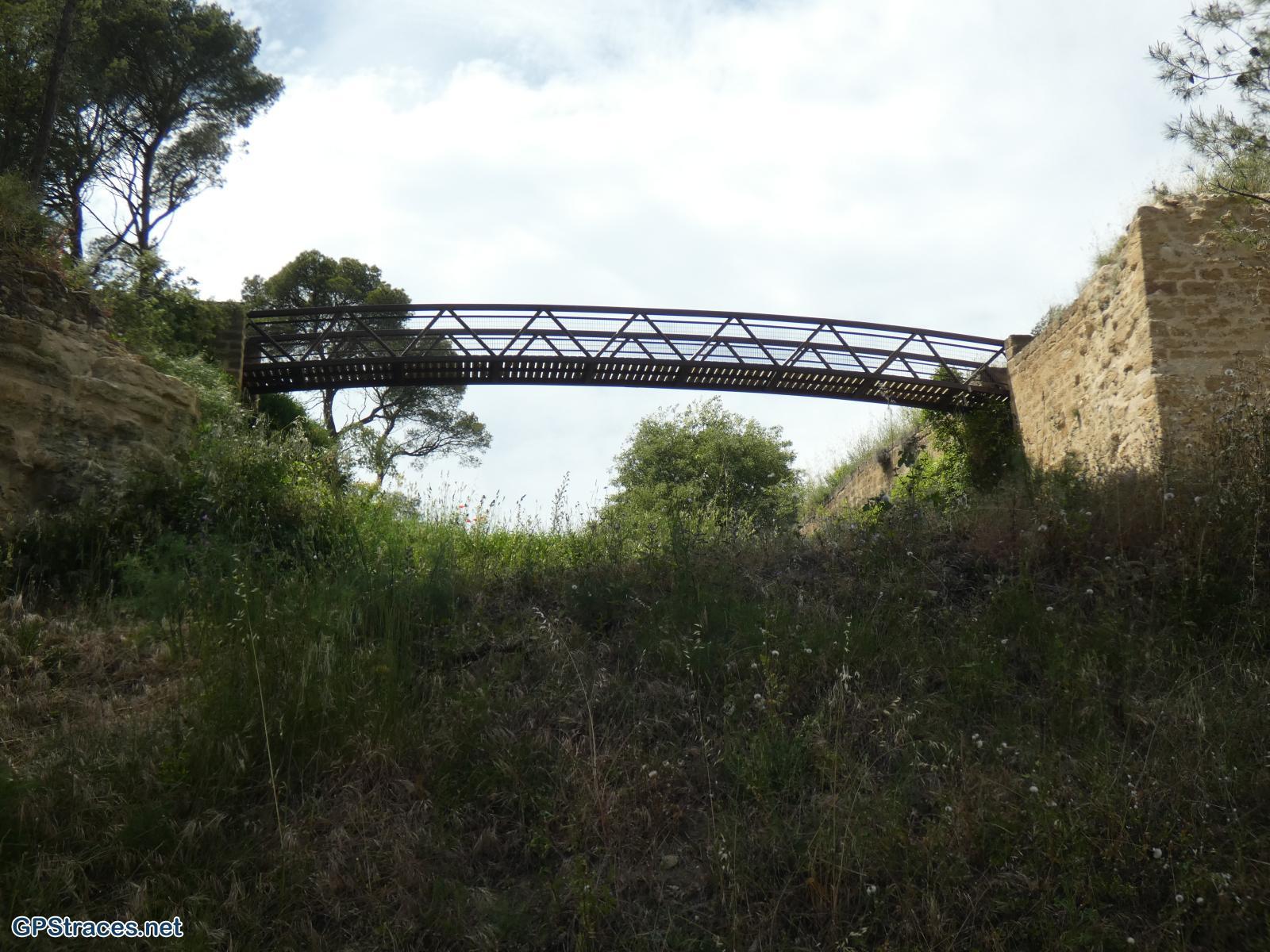 Le château de Cadenet