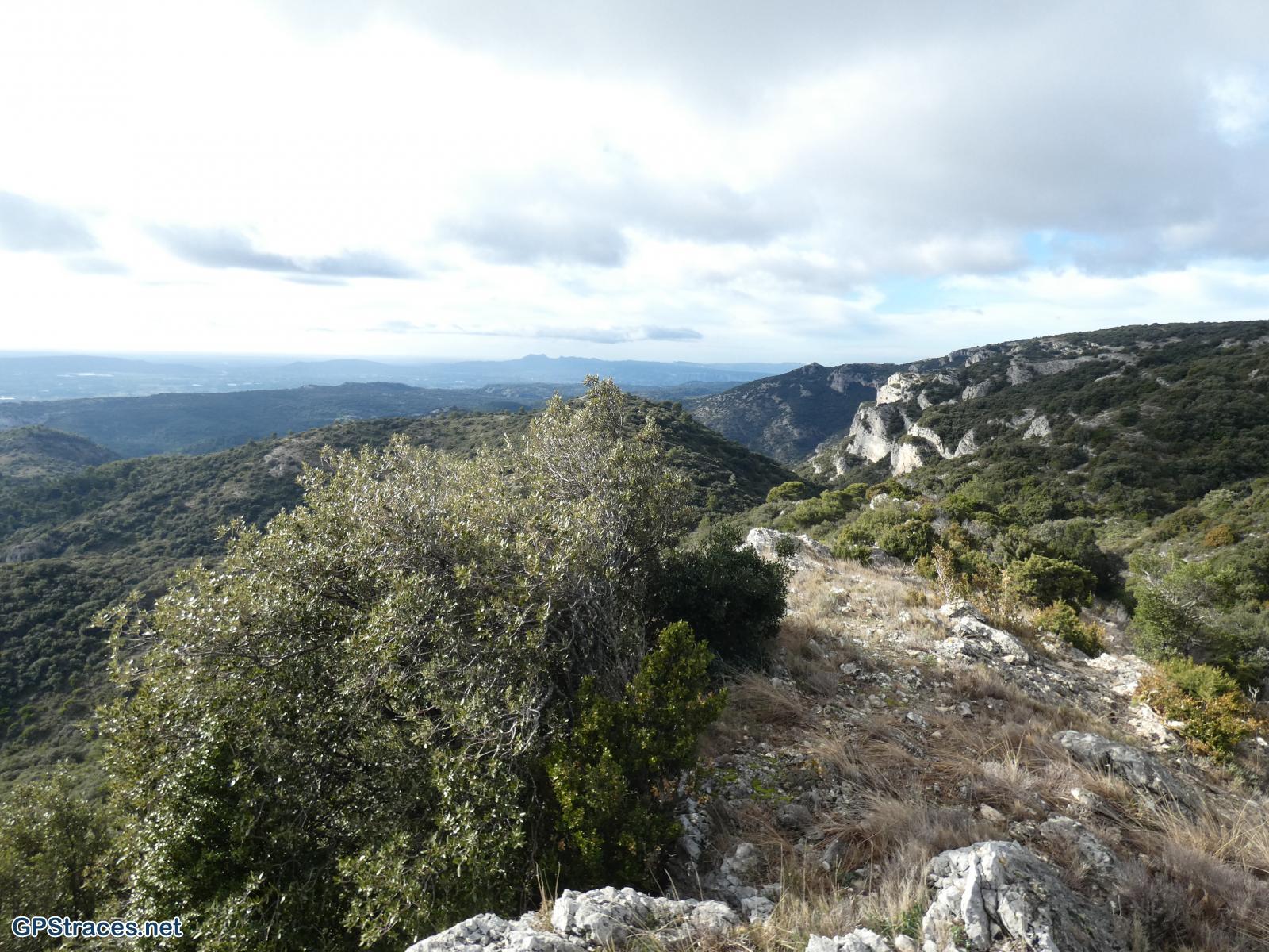 Vaucluse-Luberon - Rochers de la Croix de Fer–2