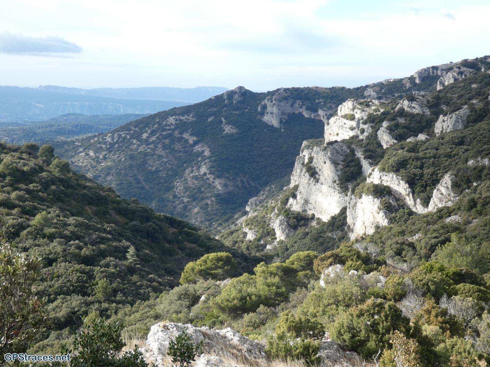 Vaucluse-Luberon - Rochers de la Croix de Fer–3