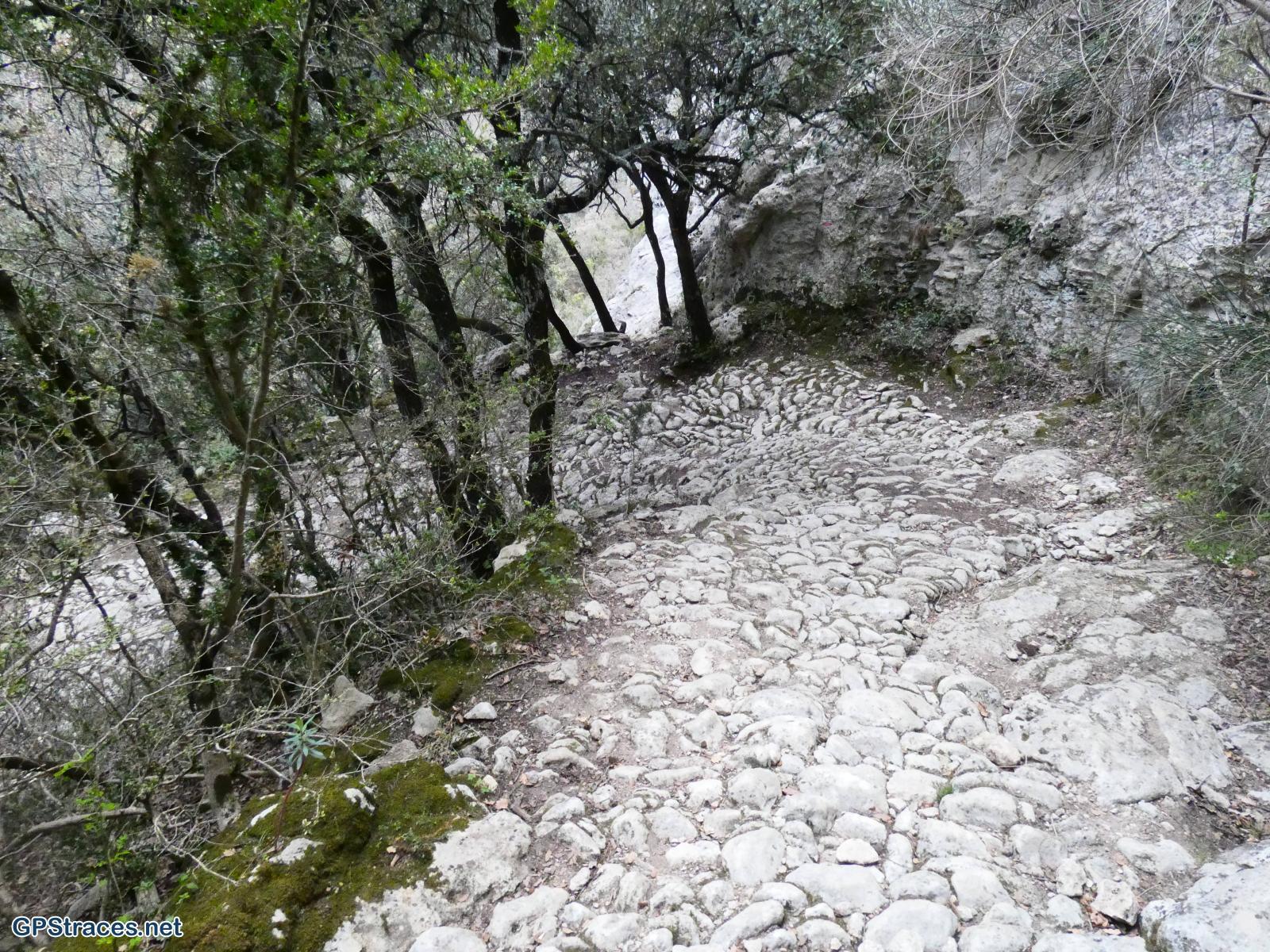 Vaucluse-Luberon - Sivergues - Autour de l'Aigue Brun–14