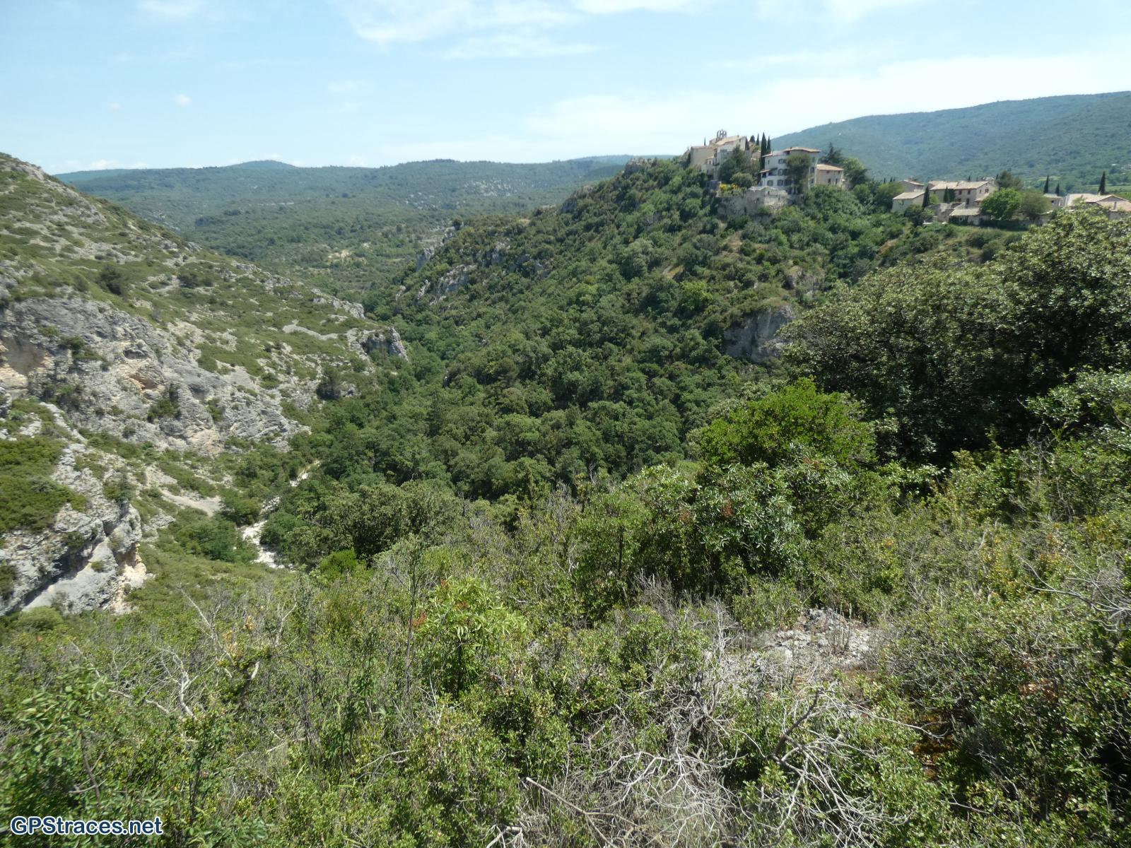 Vaucluse-De Méthamis au vallon de Malaval par le sommet de Gacholle–5