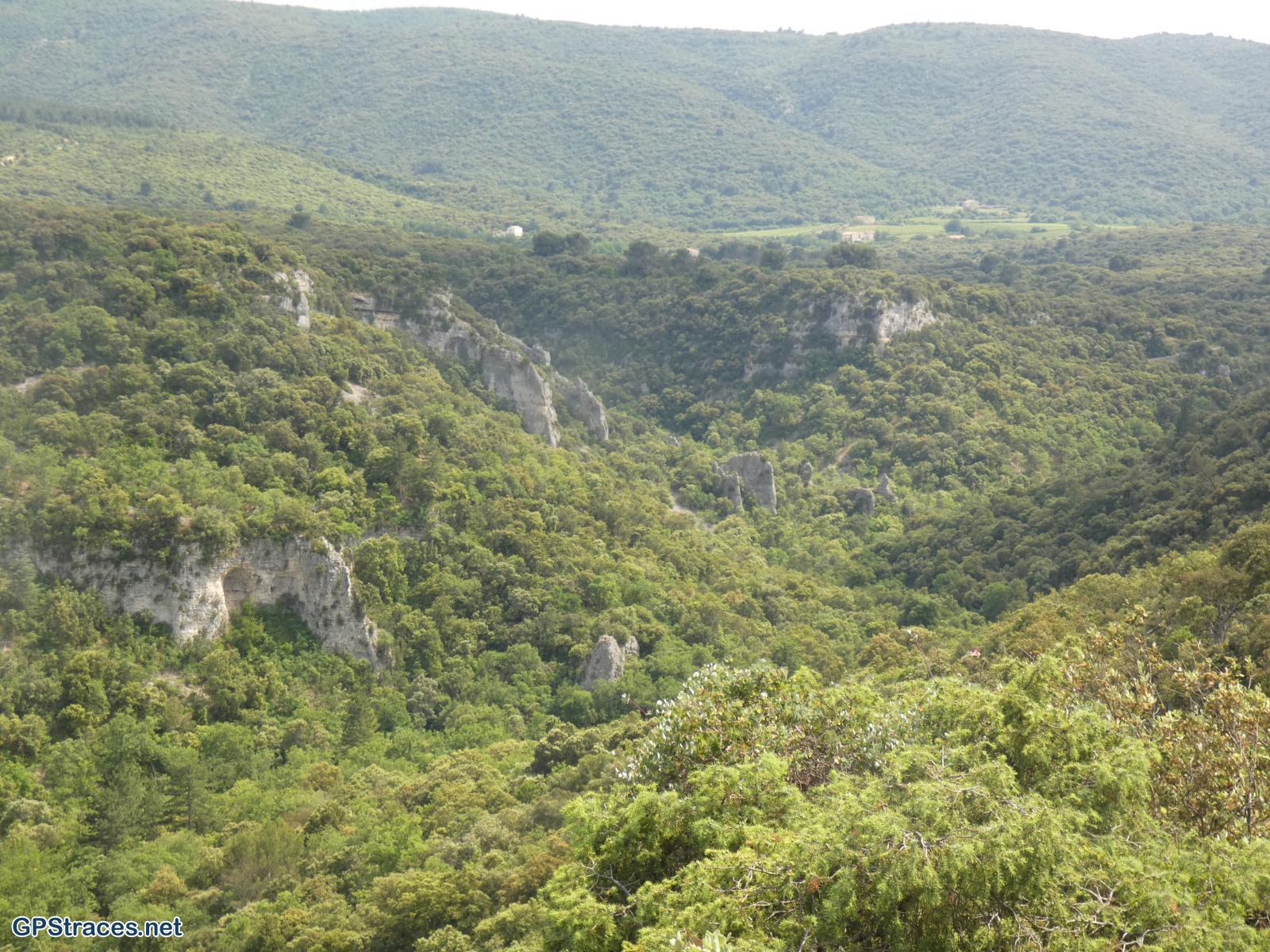 Vaucluse-De Méthamis au vallon de Malaval par le sommet de Gacholle–14