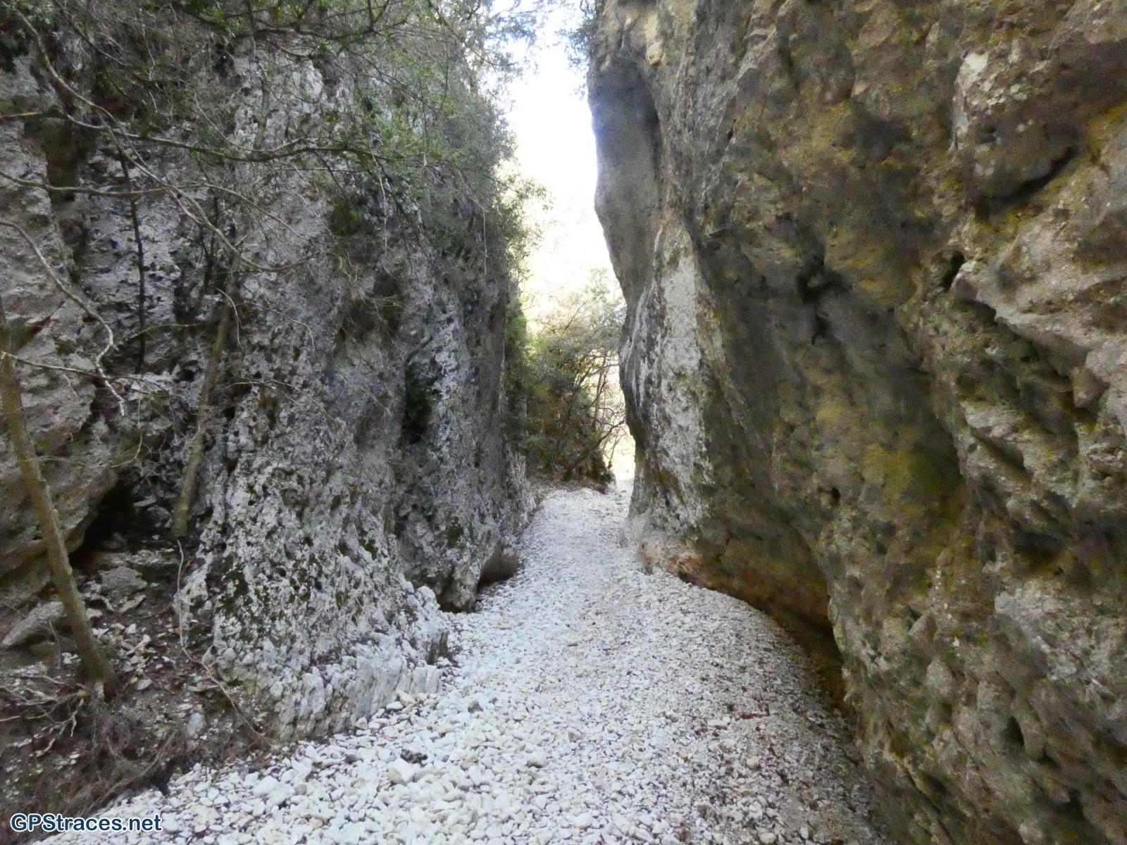 Vaucluse-Méthamis - Gorges de la Nesque - Le Grand Adrenier–5