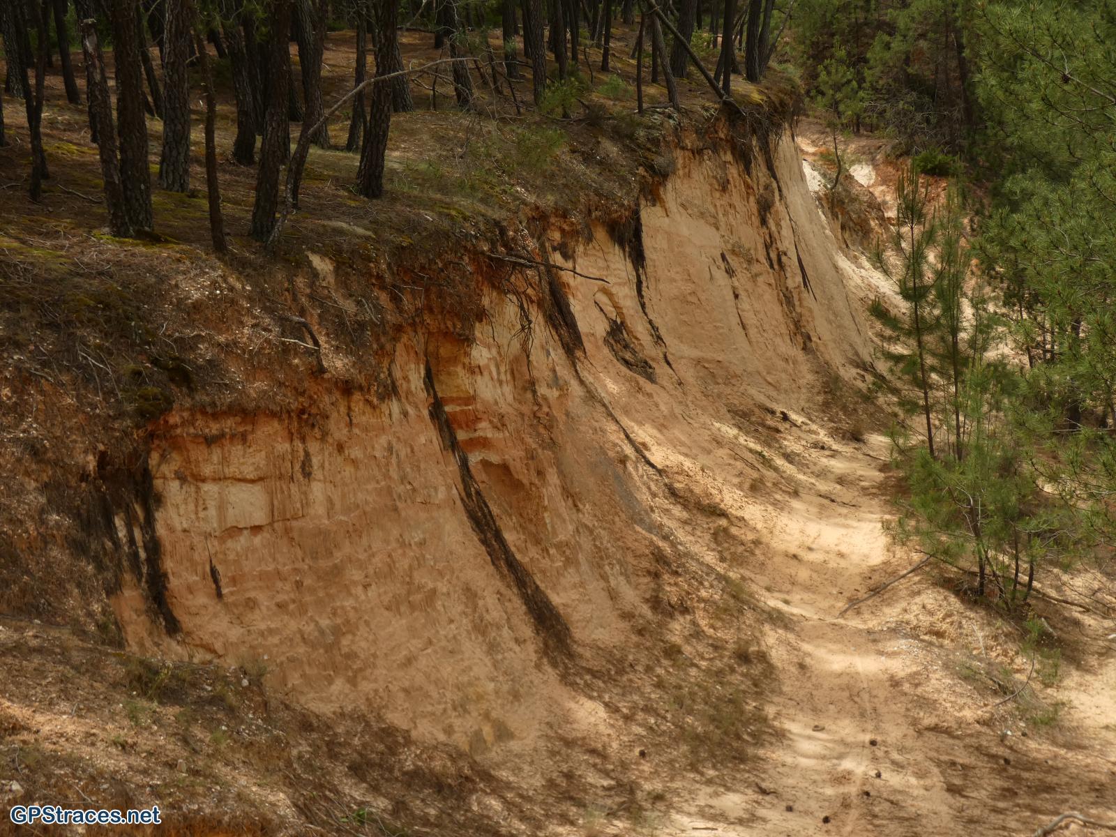 Vaucluse-Les ocres de Mormoiron–13
