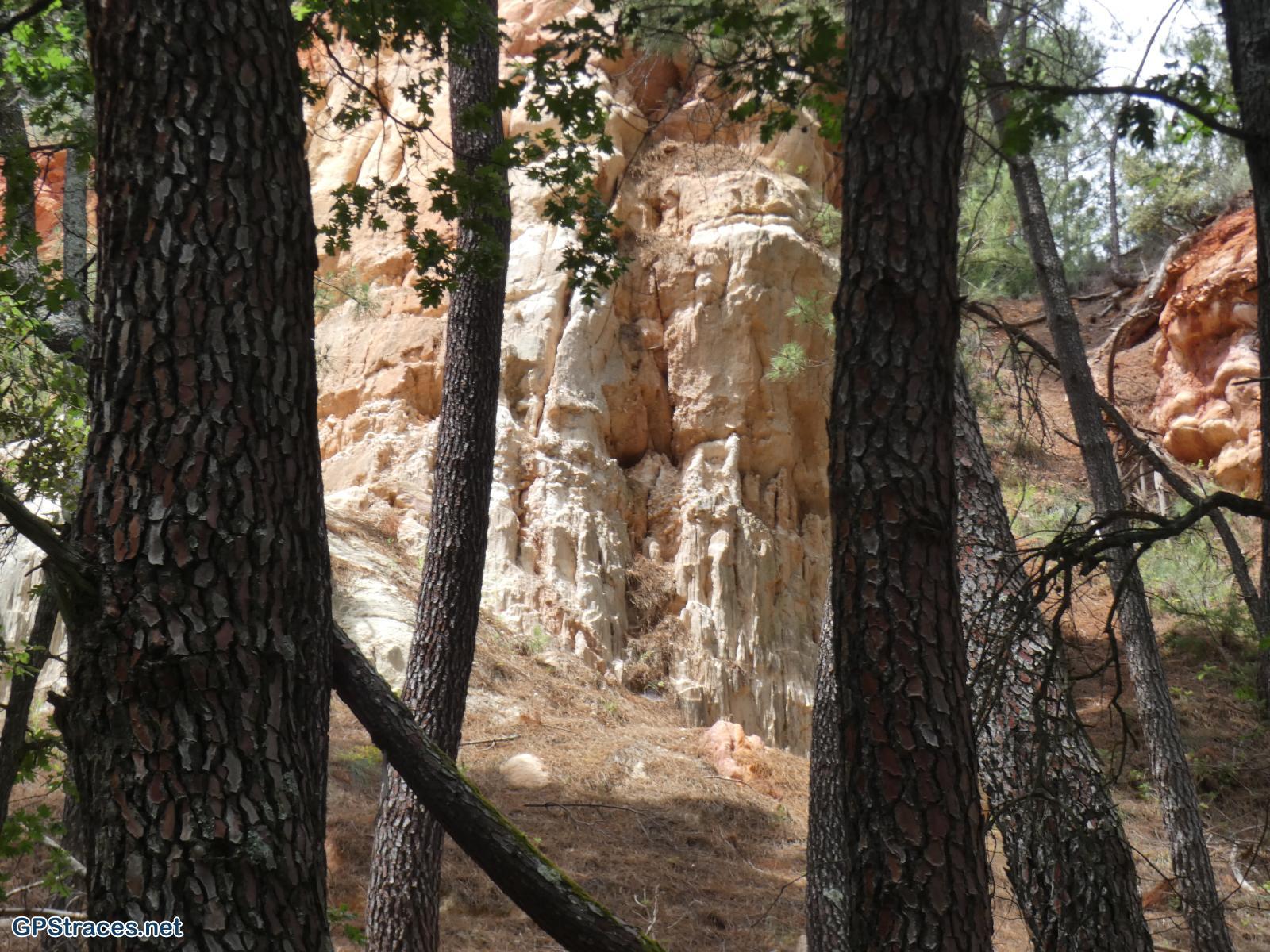 Vaucluse-Les ocres de Mormoiron–17