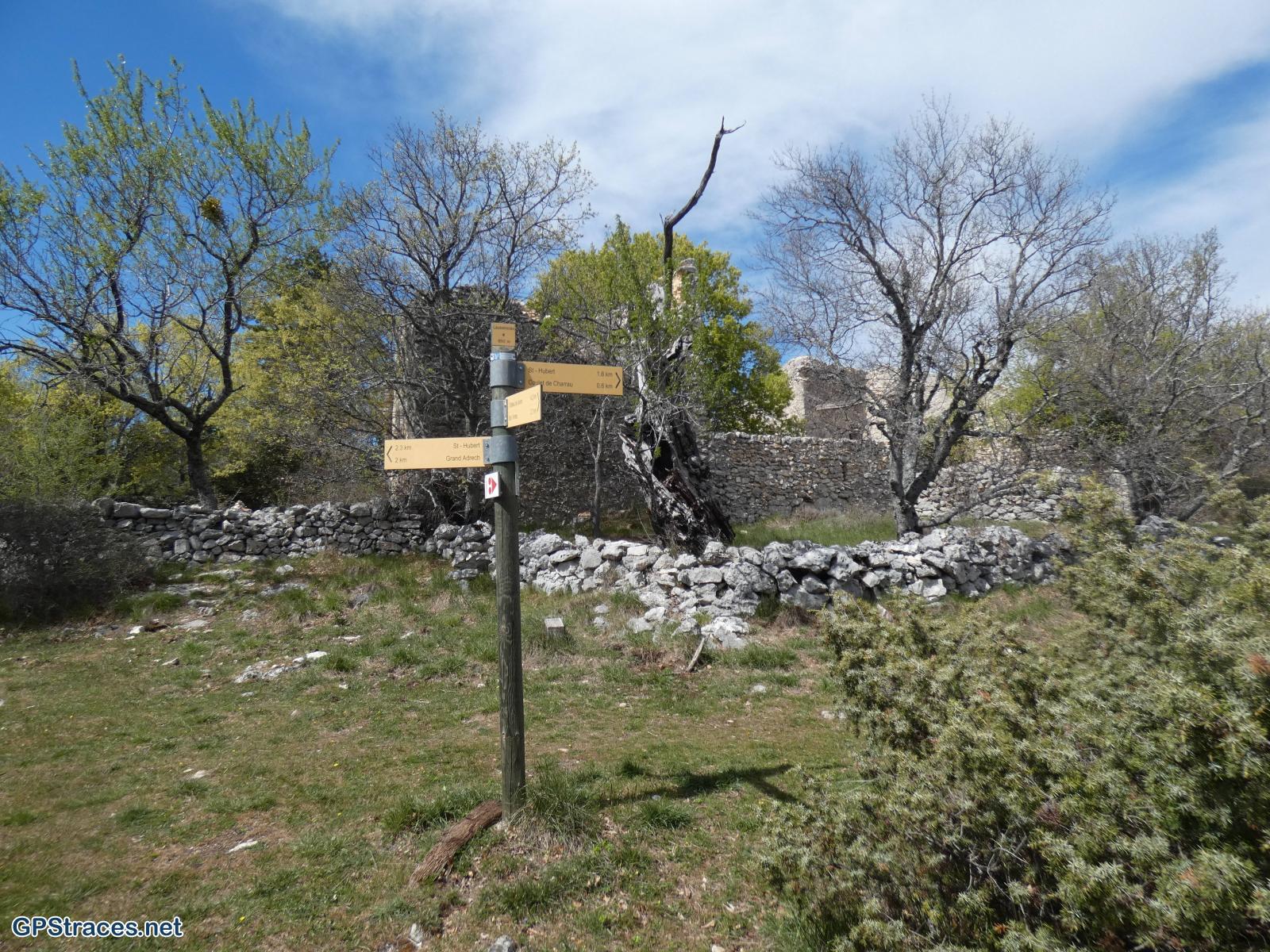 Vaucluse-Route des Indochinois - Javon - Saint-Hubert–15