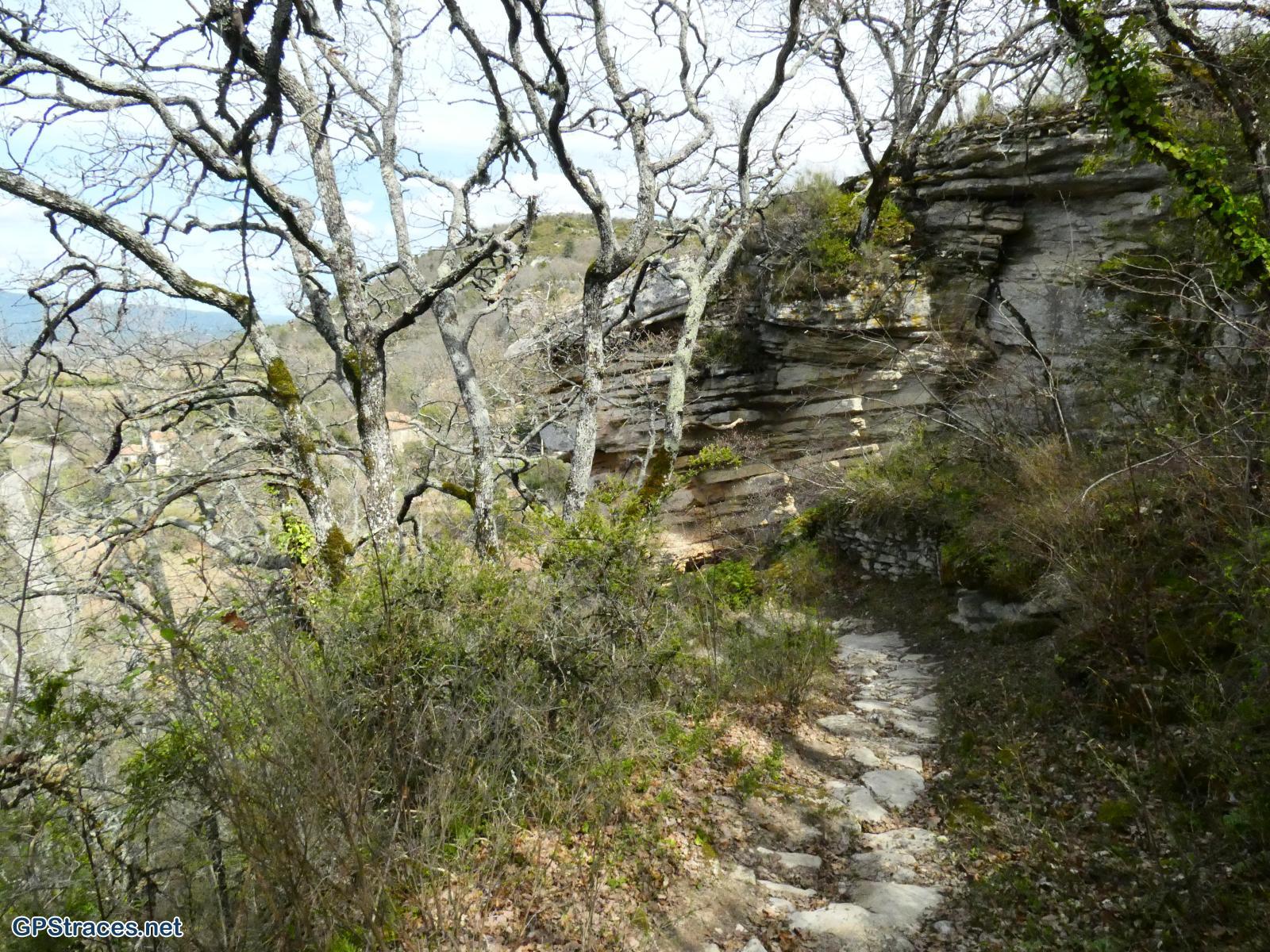 Vaucluse-Saignon - Le plateau des Claparèdes–23