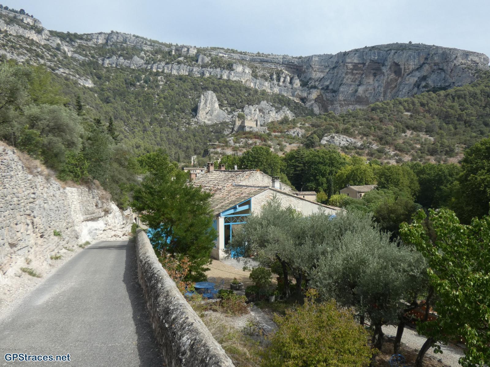 Vaucluse-Saumane - Fontaine de Vaucluse par le Mourre Pelé–11