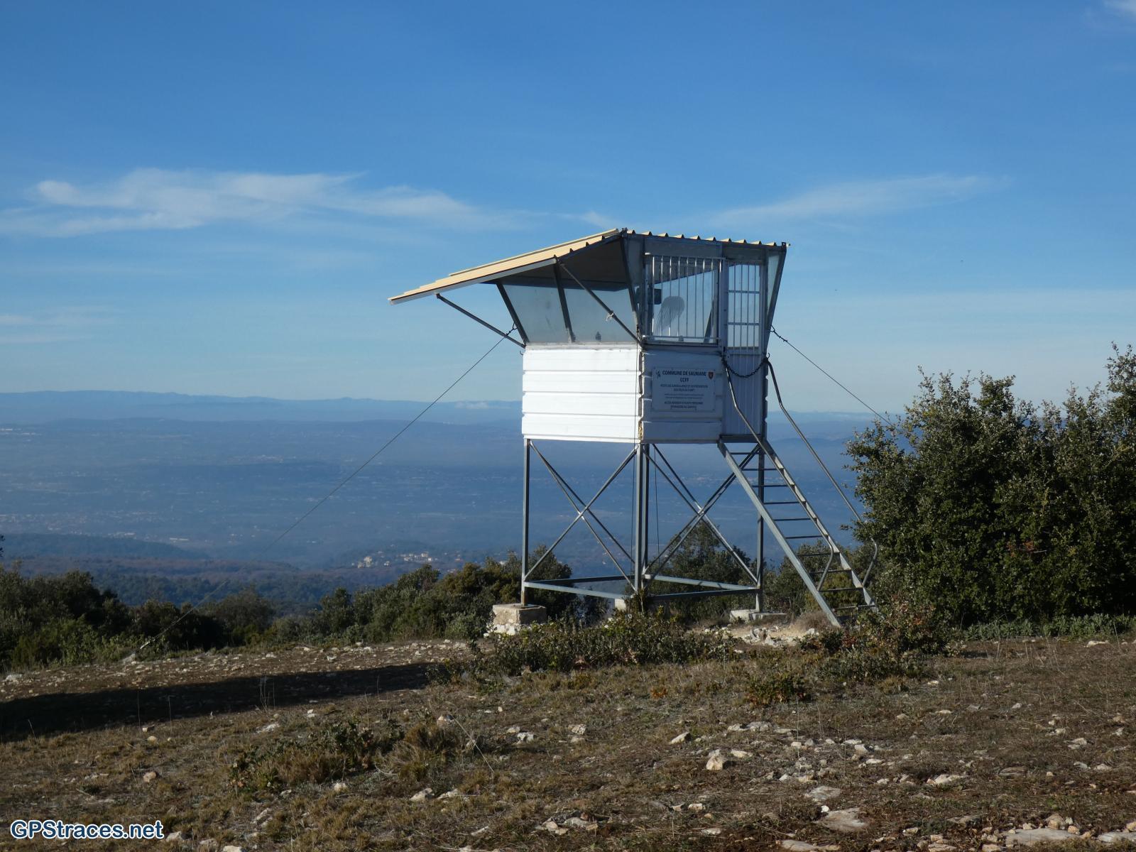 Vaucluse-Saumane - Rocher des Trois Luisants–2