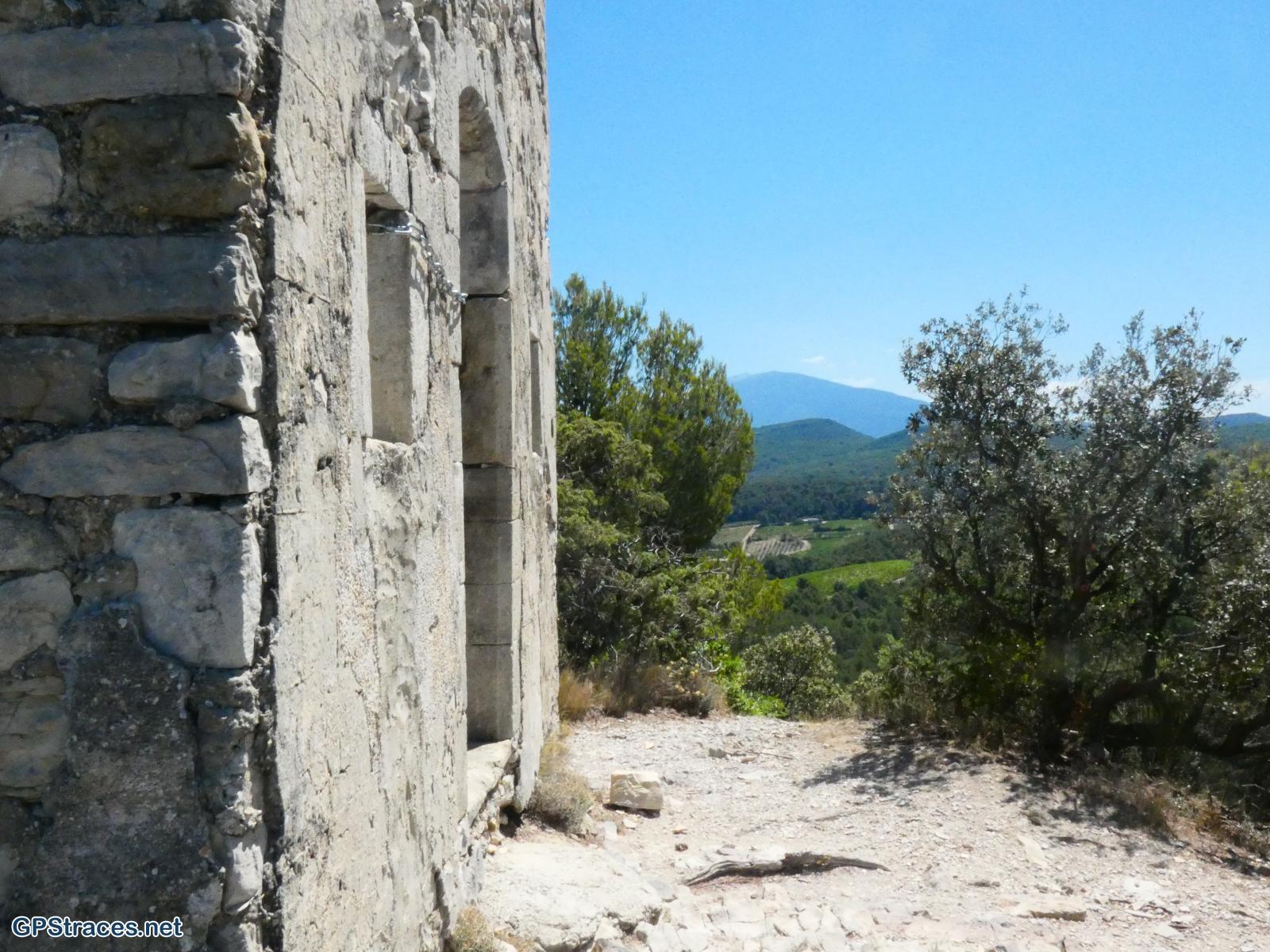 Vaucluse-Séguret - Chapelle Notre dame d'Aubusson - La Dindoulette–5