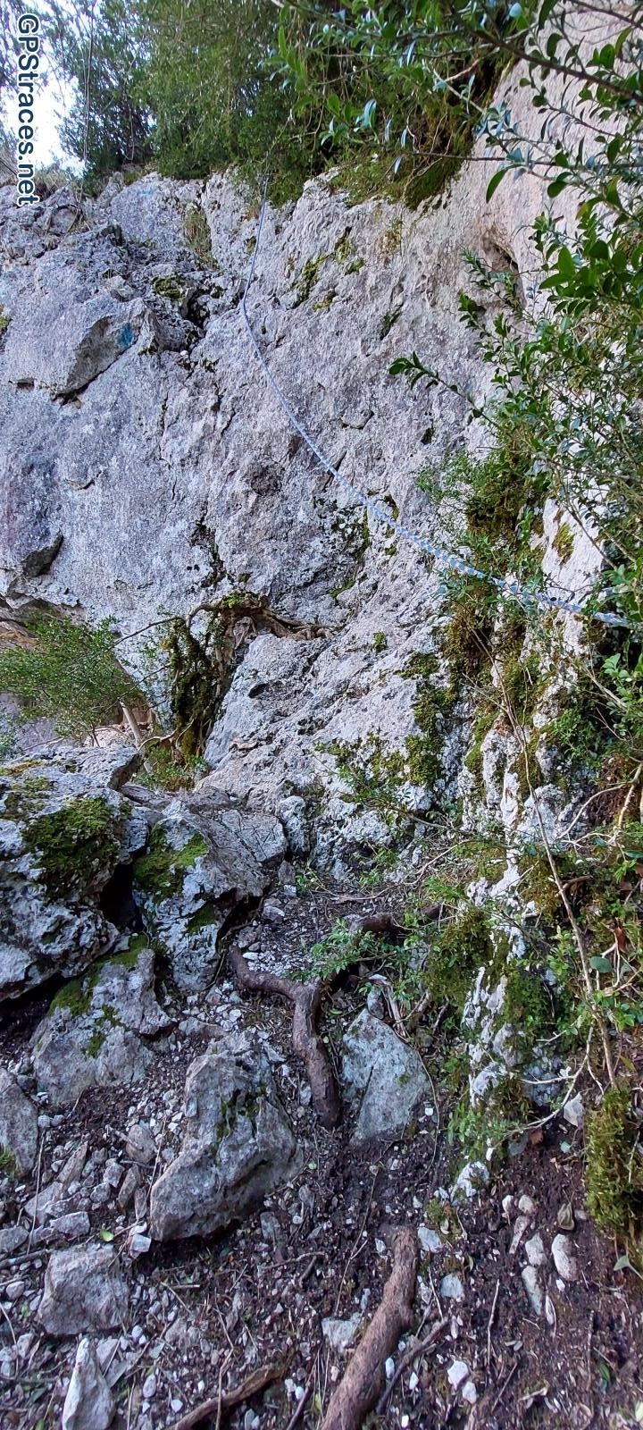 Vaucluse-Sentiers sportifs très perdus de la Nesque–11