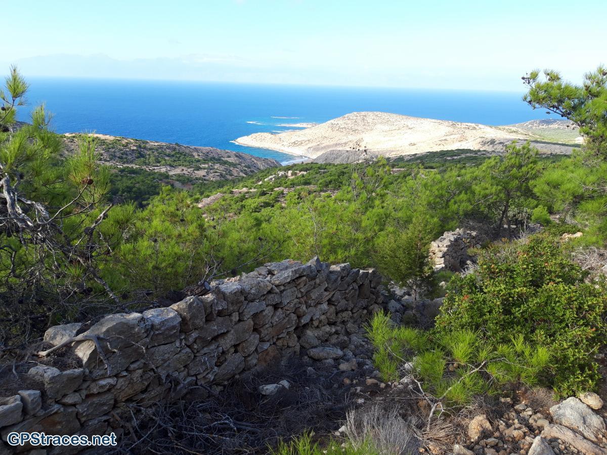 Sur le chemin du retour vers Ampelos