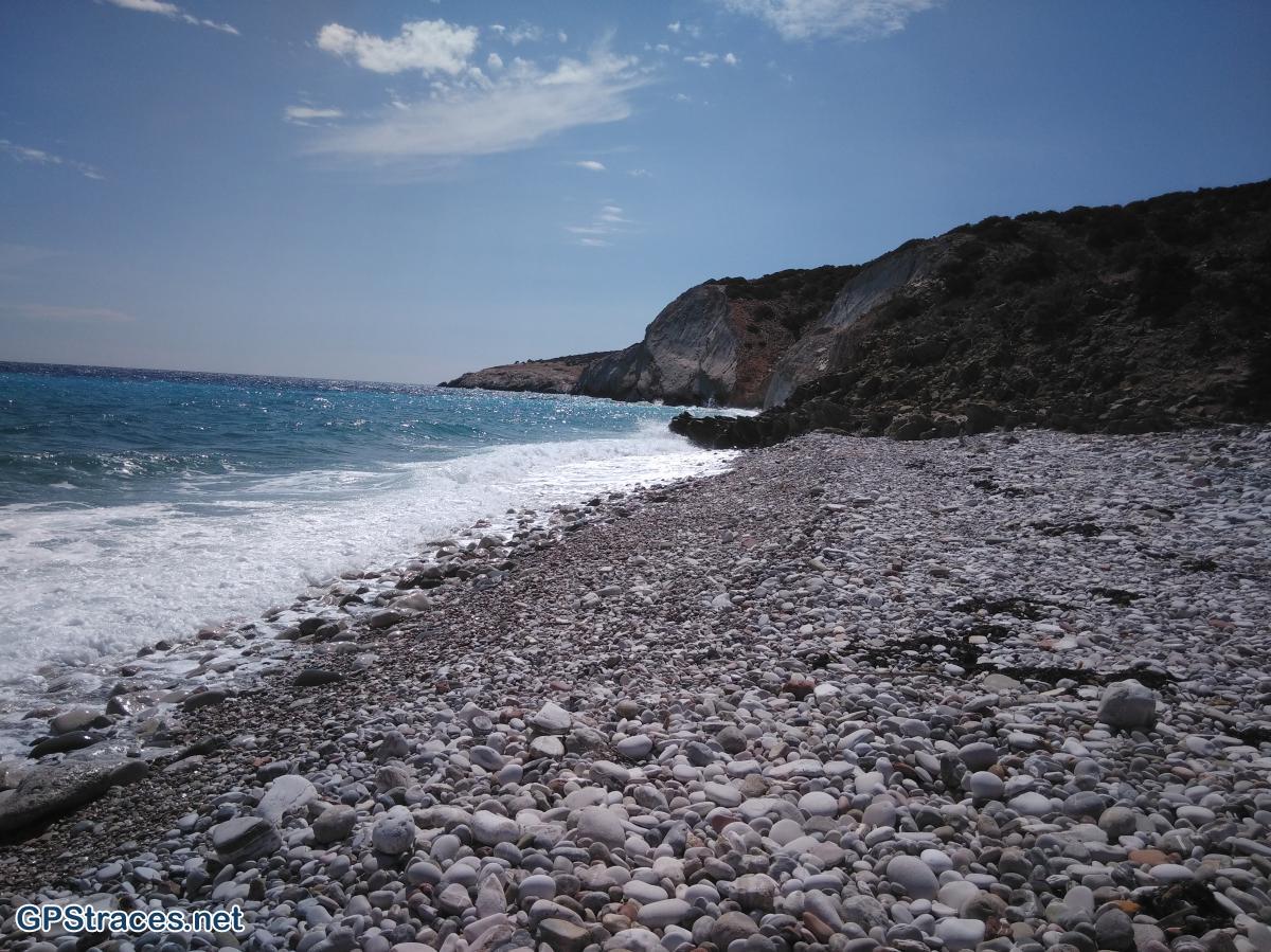 Lakkoudi beach