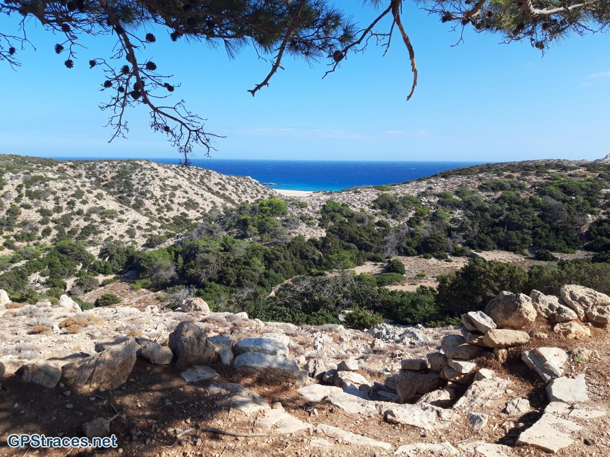 Dernier regard sur Tripiti beach