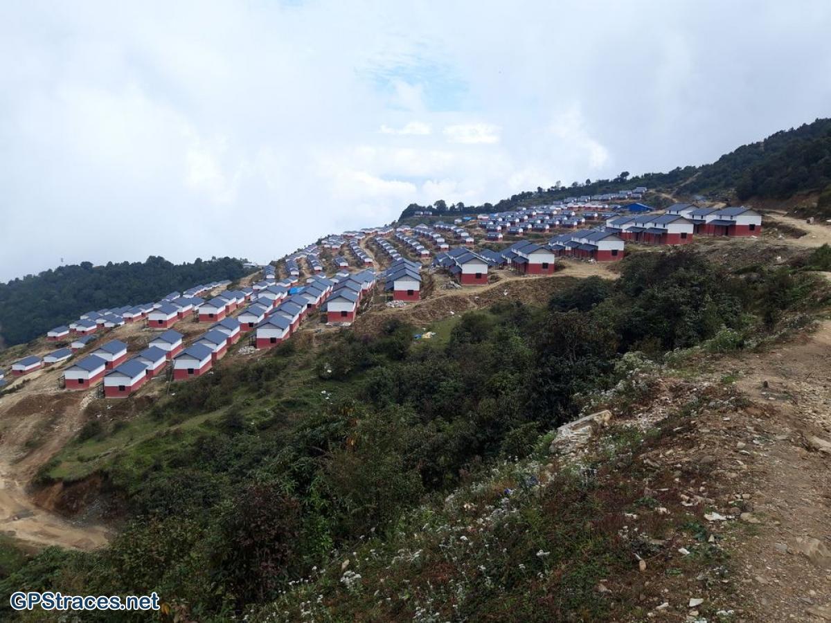 Boudé par les habitants de Laprak